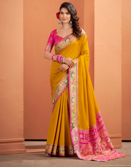 Traditional Patola Silk Saree with Woven Pallu & Designer Border Perfect for Festive Occasions - Buy