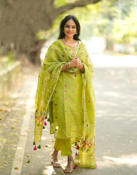 Festive Lime Green Handwoven Jamdani Cotton Suit Set with Dupatta & Pants - Buy