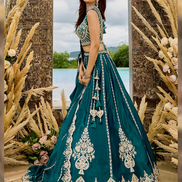 Stunning Paisley Work Lehenga with Embroidered Blouse & Dupatta Timeless Bridal Look
_4